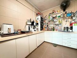 Blk 556 Jurong West Street 42 (Jurong West), HDB Executive #467204761